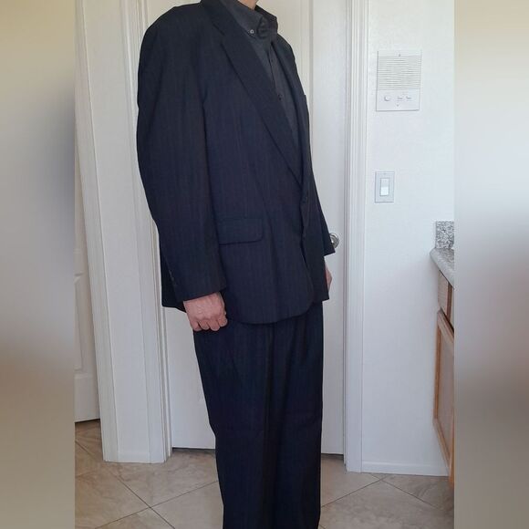 Towncraft 35% Worsted Wool blend pantsuit - Picture 14 of 16